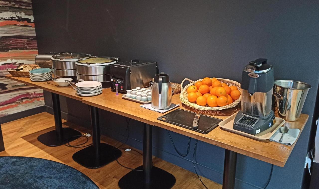 Le Castel Hotell Tain-lʼHermitage Eksteriør bilde